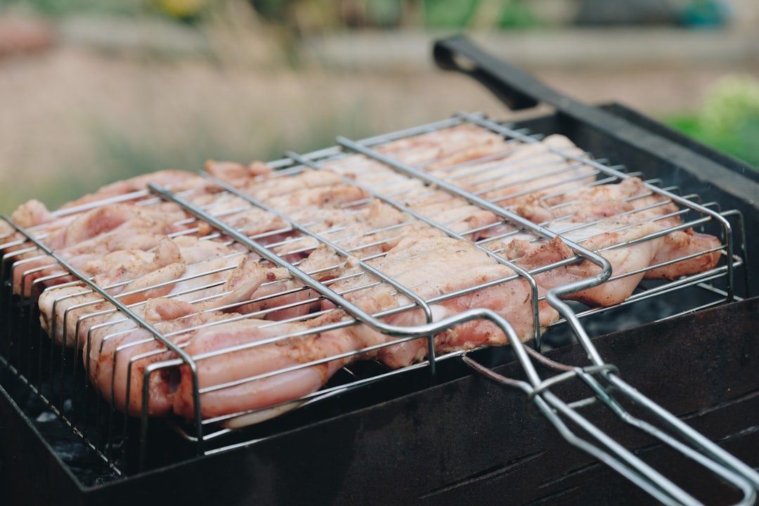 Photo bacon wrapped hot dogs oven