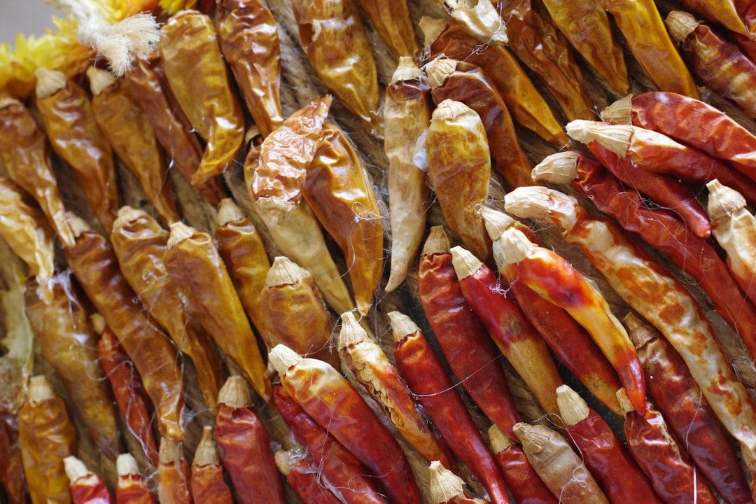 Photo bacon wrapped hot dogs