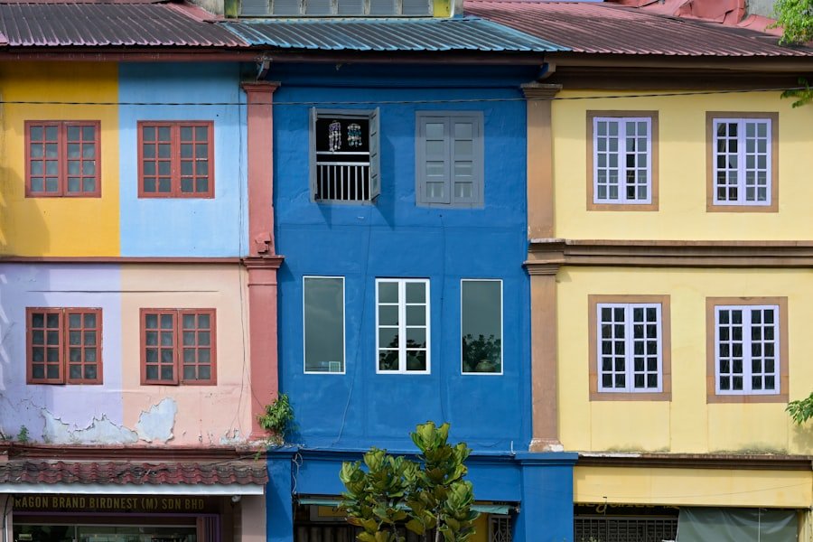 Colorful Houses Guide