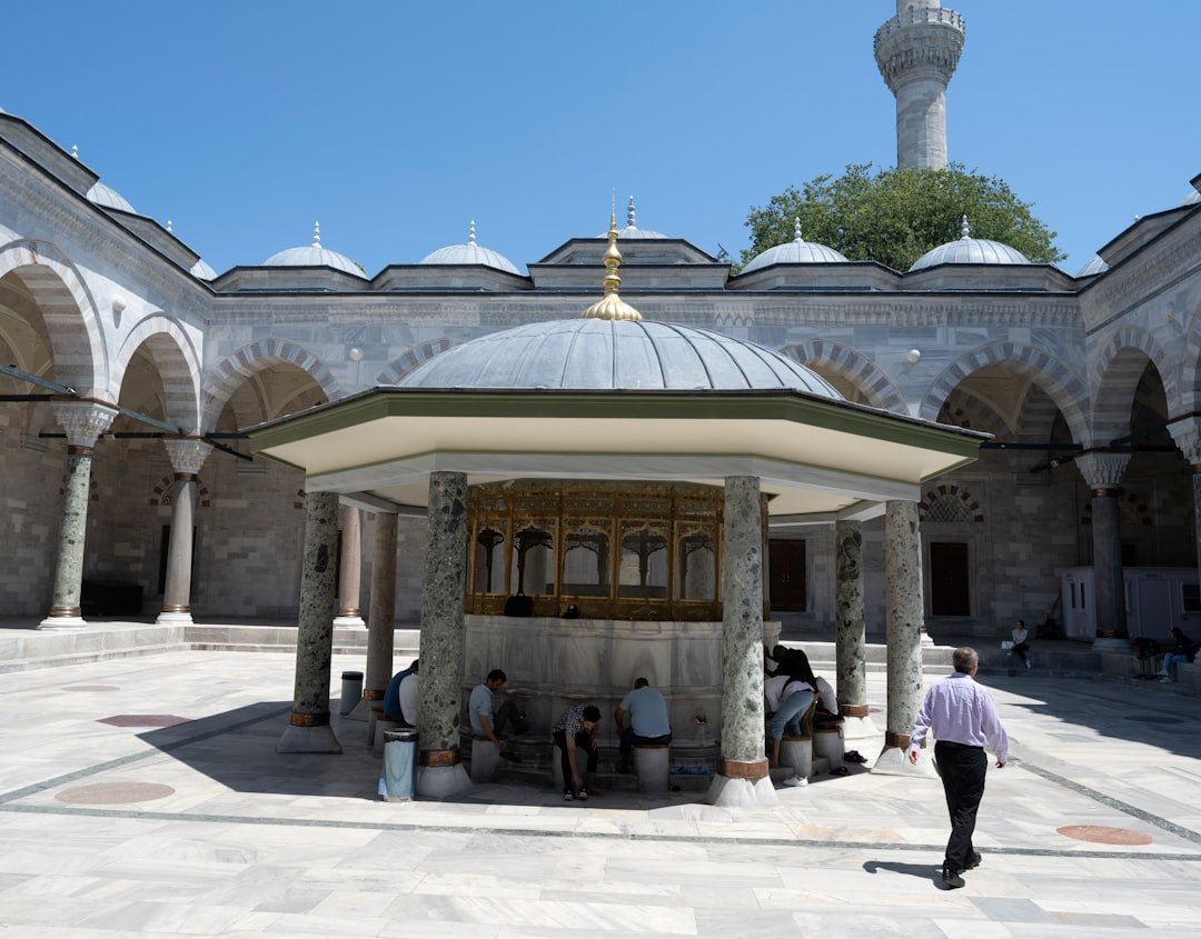 Photo walking tour of Fatih