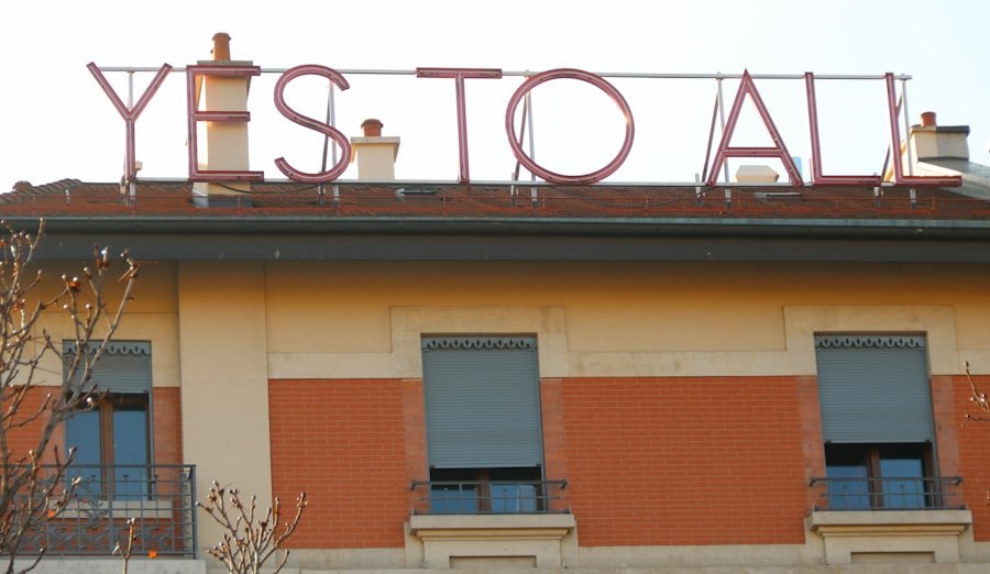 Photo stay in rome near train station