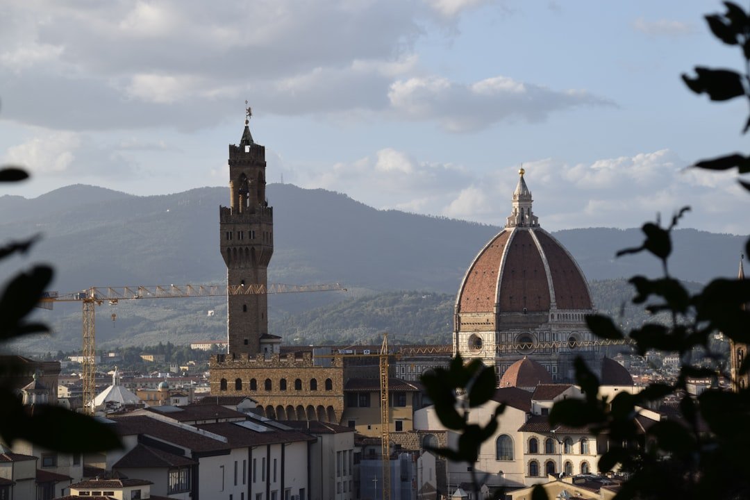 Photo stay in florence near train station