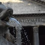 Photo drinking water Rome