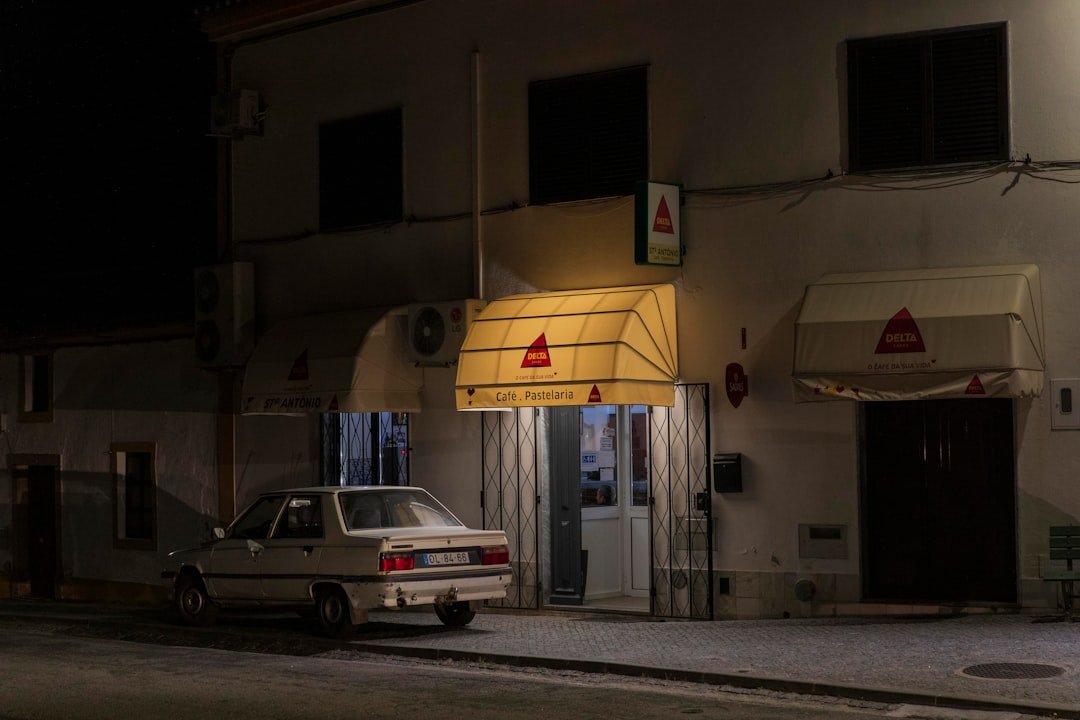 Photo sorrento safe at night