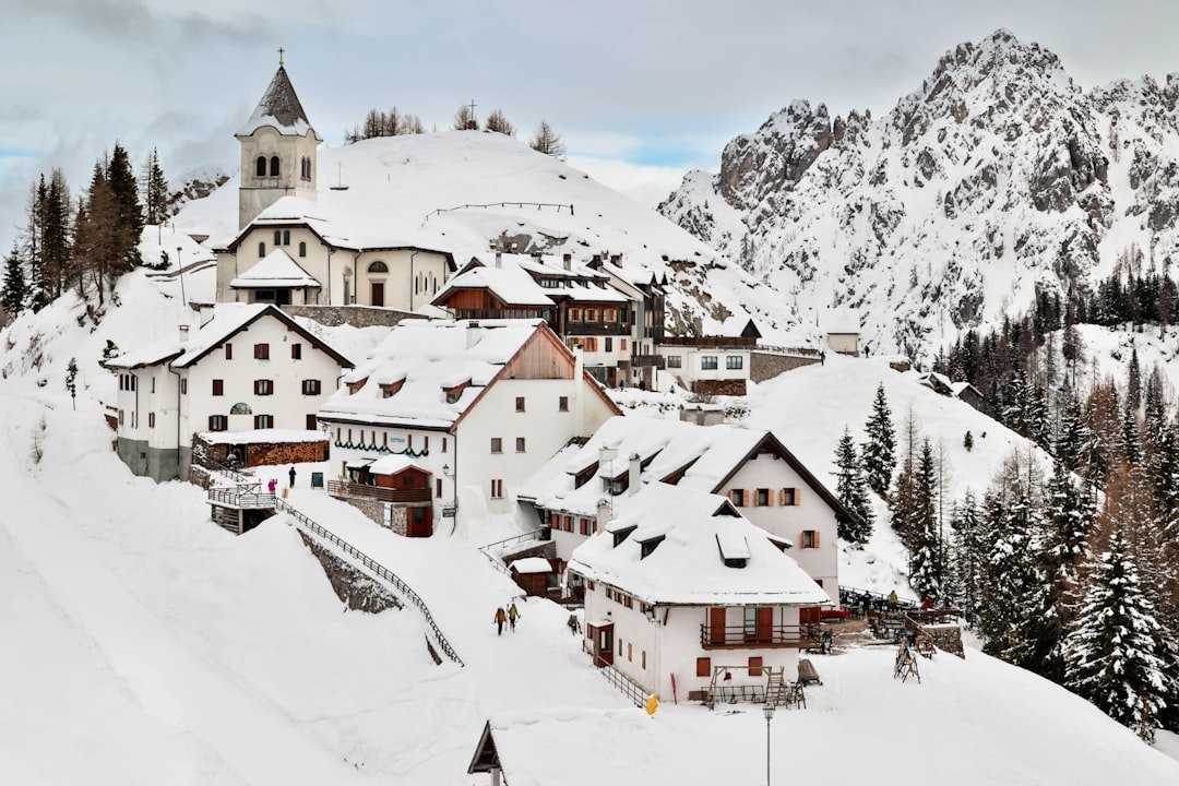 Photo Switzerland winter travel guide