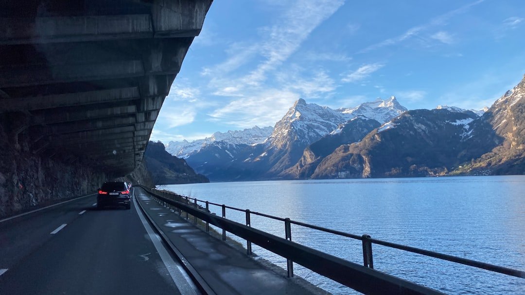 Photo driving in Switzerland rules