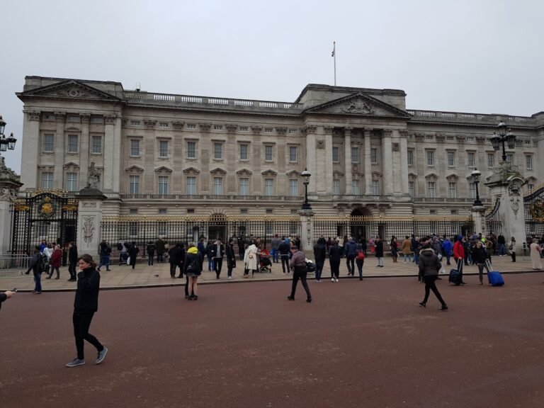 Photo Visit Buckingham Palace