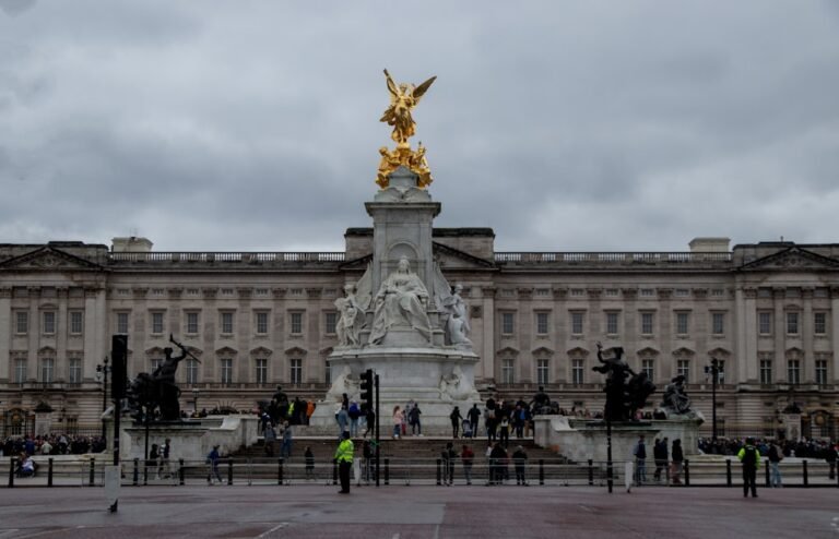 Photo Visit Buckingham Palace