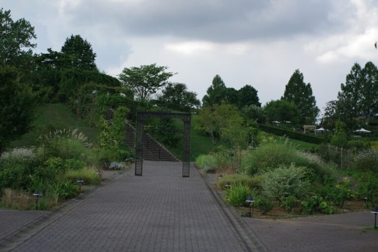 Photo Visit Kew Gardens