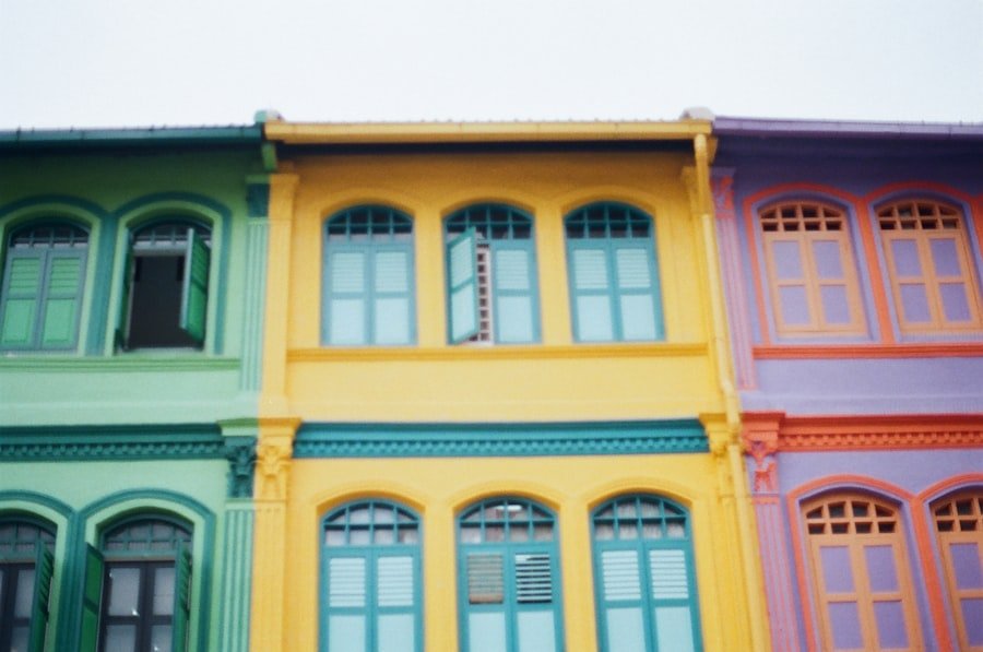Photo Colorful Houses Guide