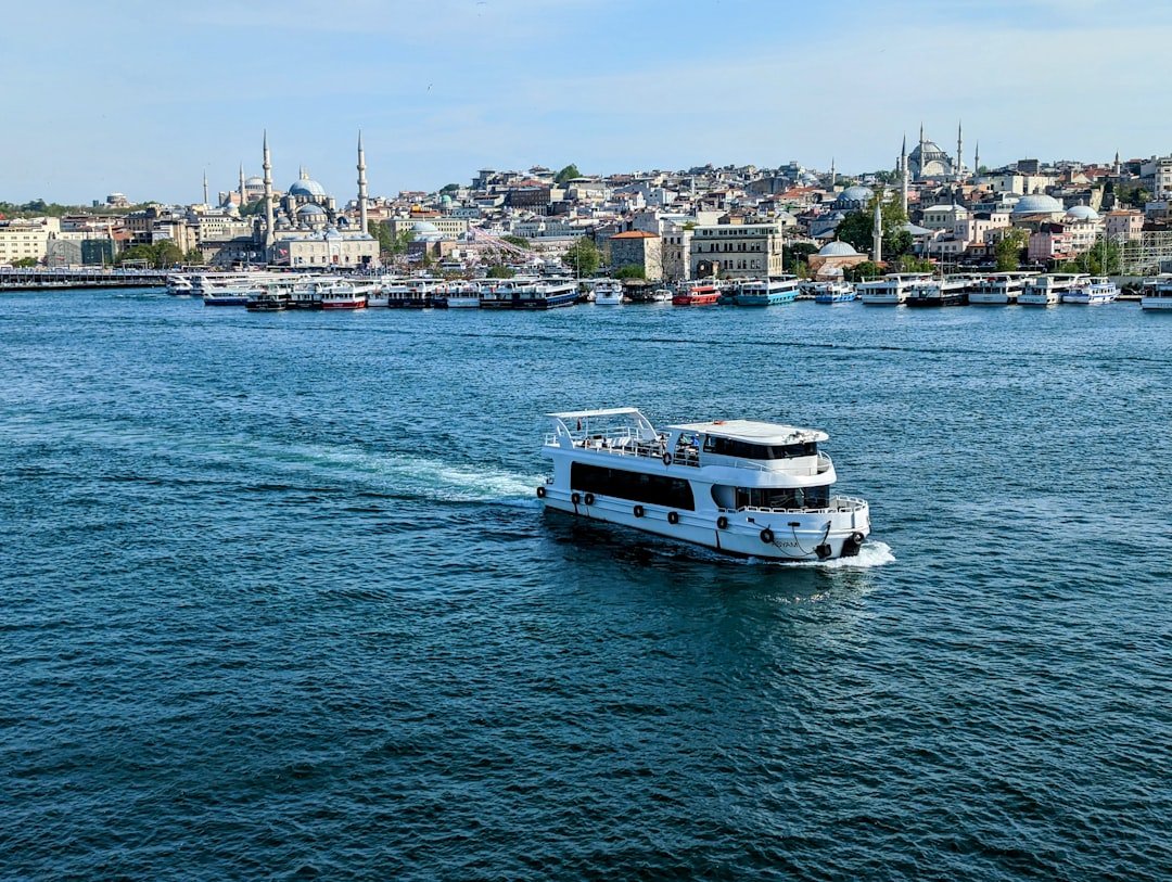 Photo Istanbul Ferry Guide