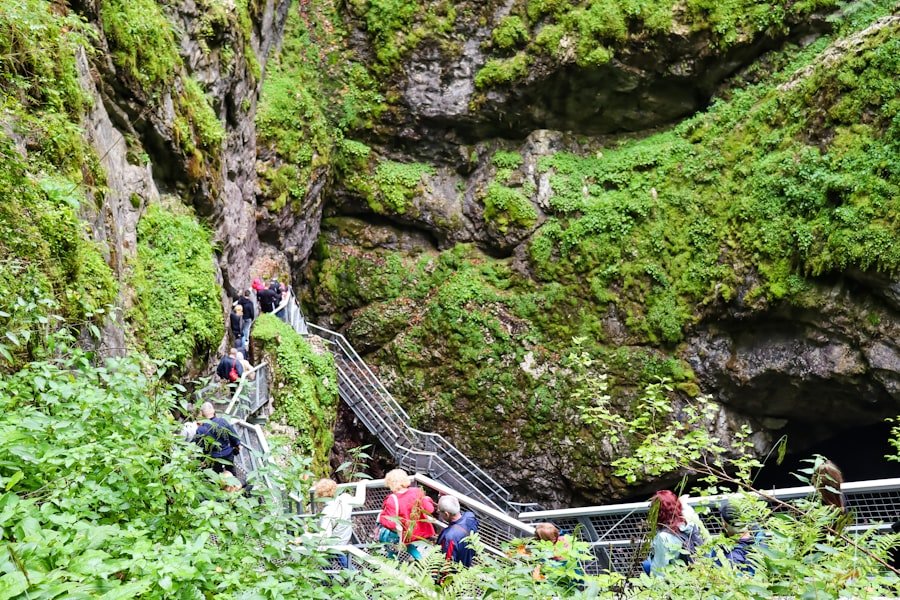 Staubbach Falls visiting guide