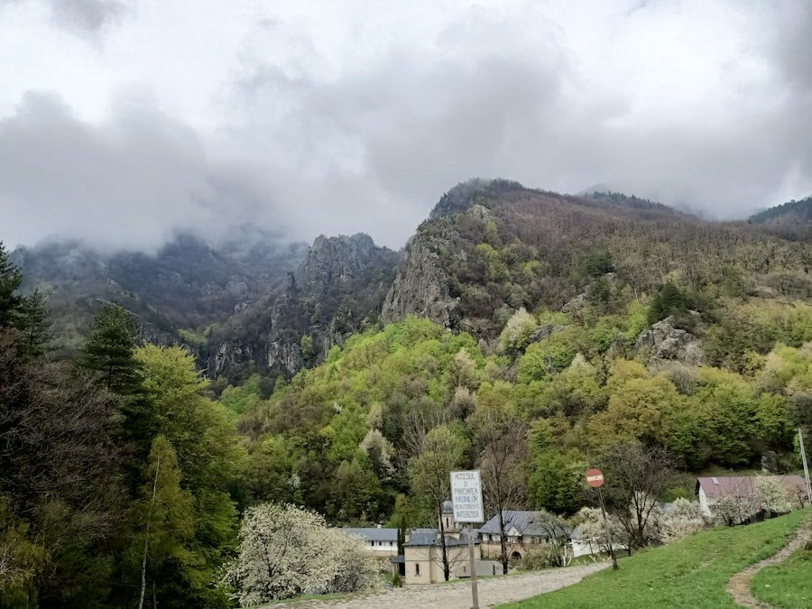 Lauterbrunnen valley walk