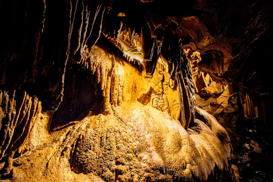 Cathedral Caverns State Park guide