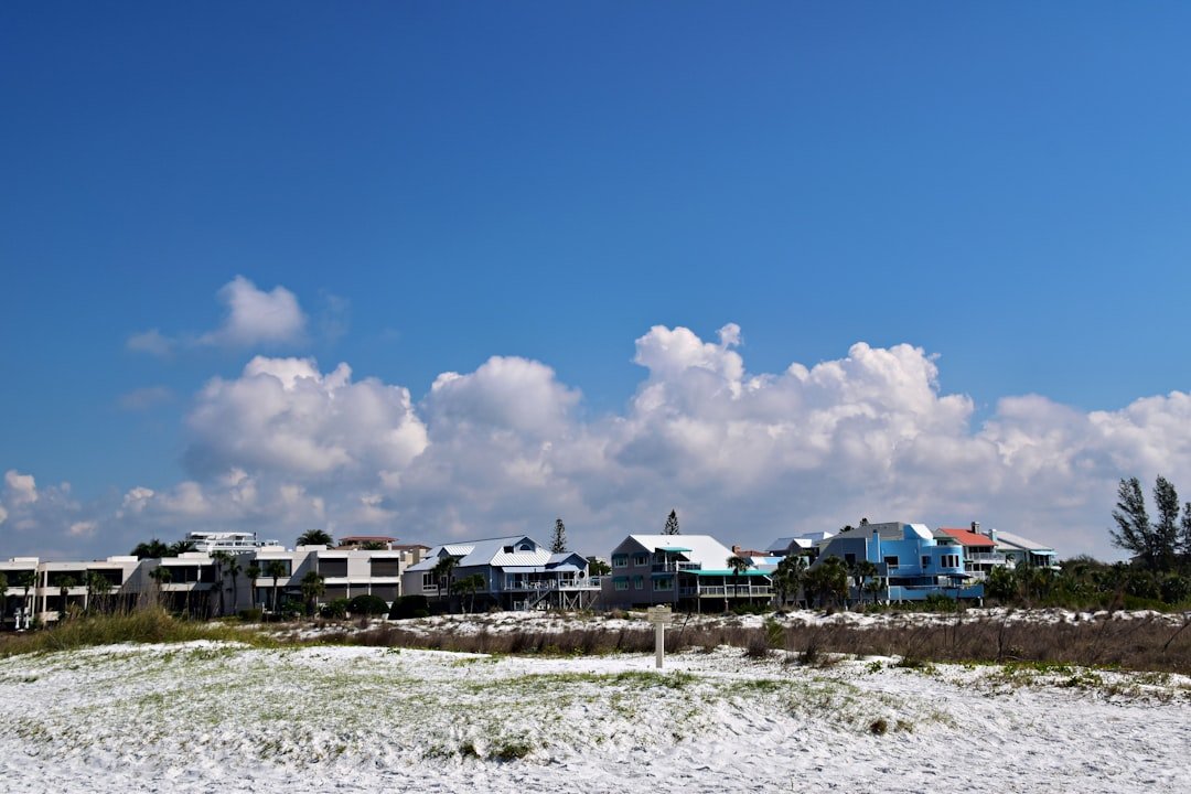 Photo beachfront rentals Gulf Shores