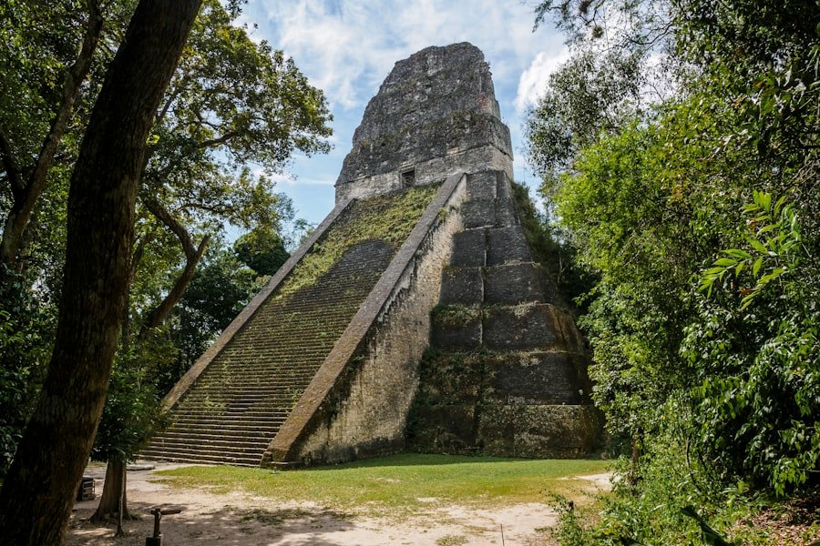 Photo Niesen pyramid travel guide