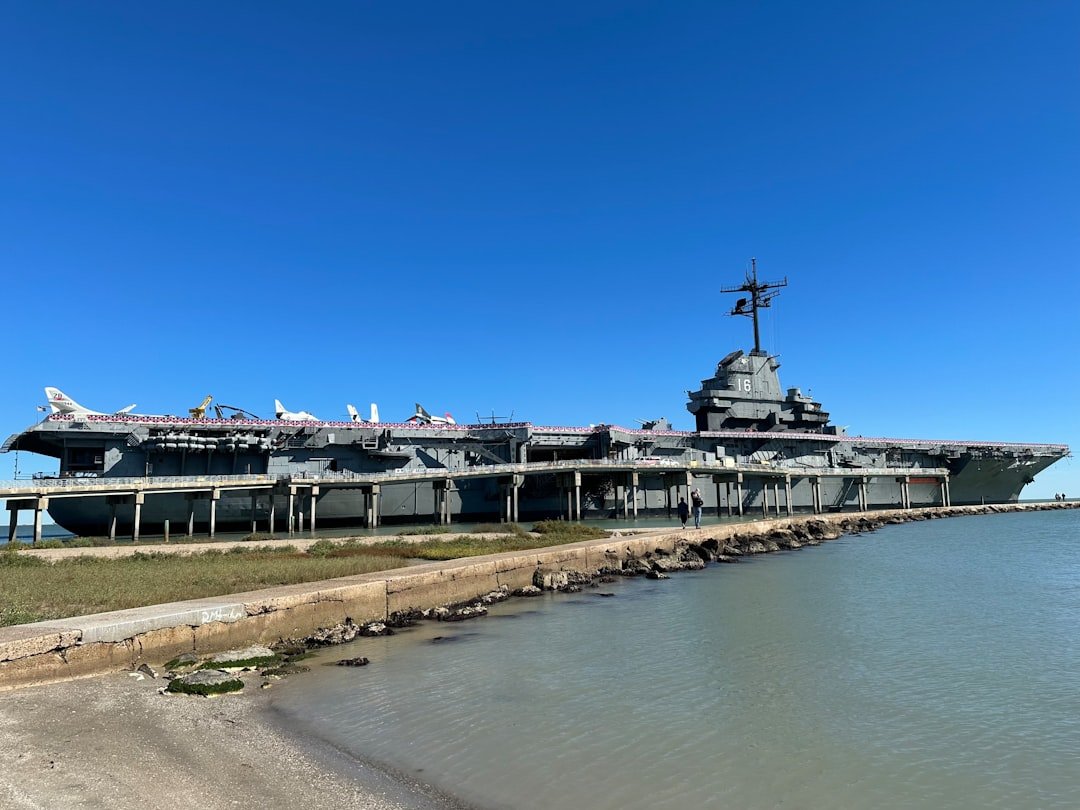 Photo USS Alabama Battleship Memorial Park guide