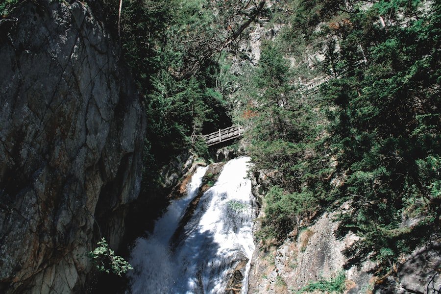 Photo Caney Creek Falls hike guide