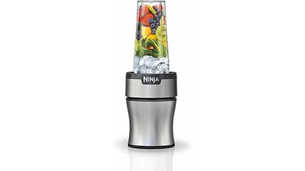 compact personal blender device