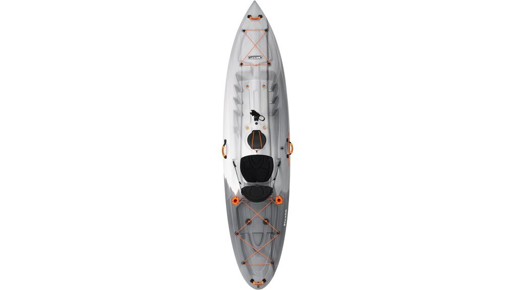 stealthy 11 foot fishing kayak